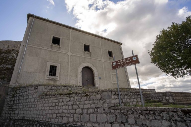 Muro Lucano